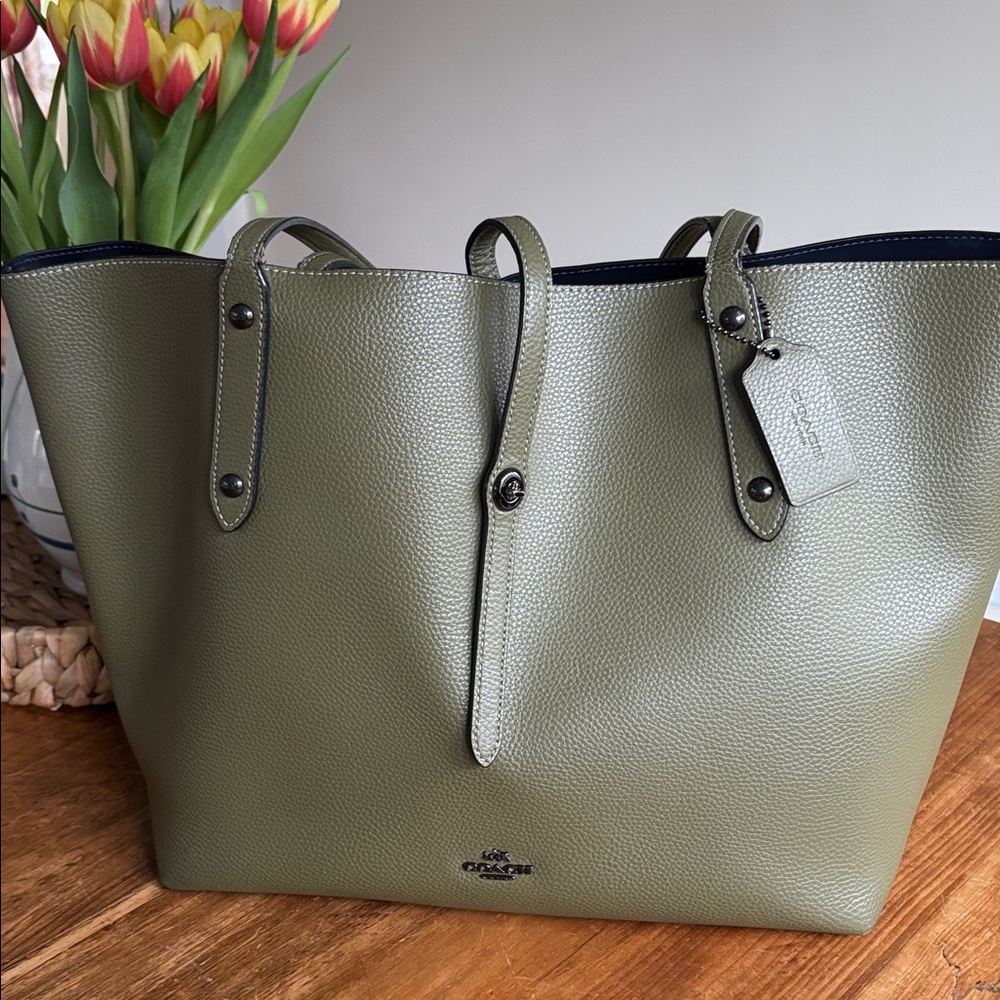 Vintage Coach Market Tote - Picture 2 of 15